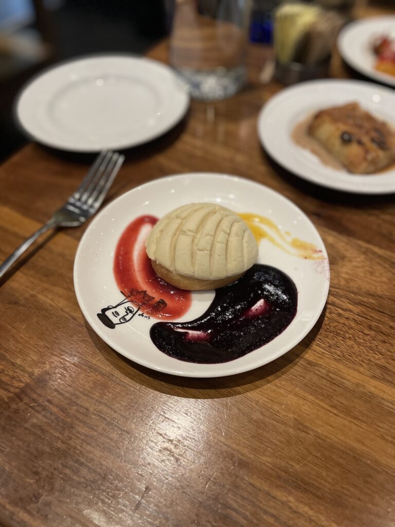 Review: Amazing Border Grill Buffet Las Vegas Hawaii Calling a plate with food on it