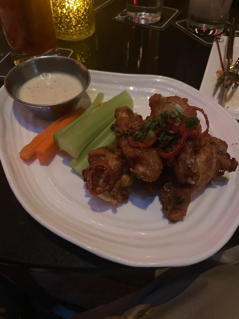 Review: Sexy Sultry S Bar Las Vegas Hawaii Calling Chicken Wings at S Bar Las Vegas