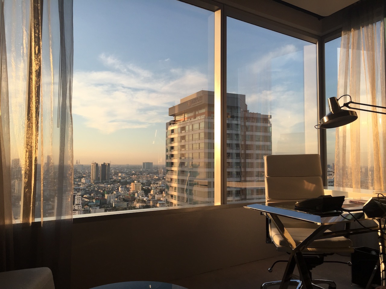 W Hotel Bangkok - Style and Sass in Thailand Hawaii Calling city view with desk