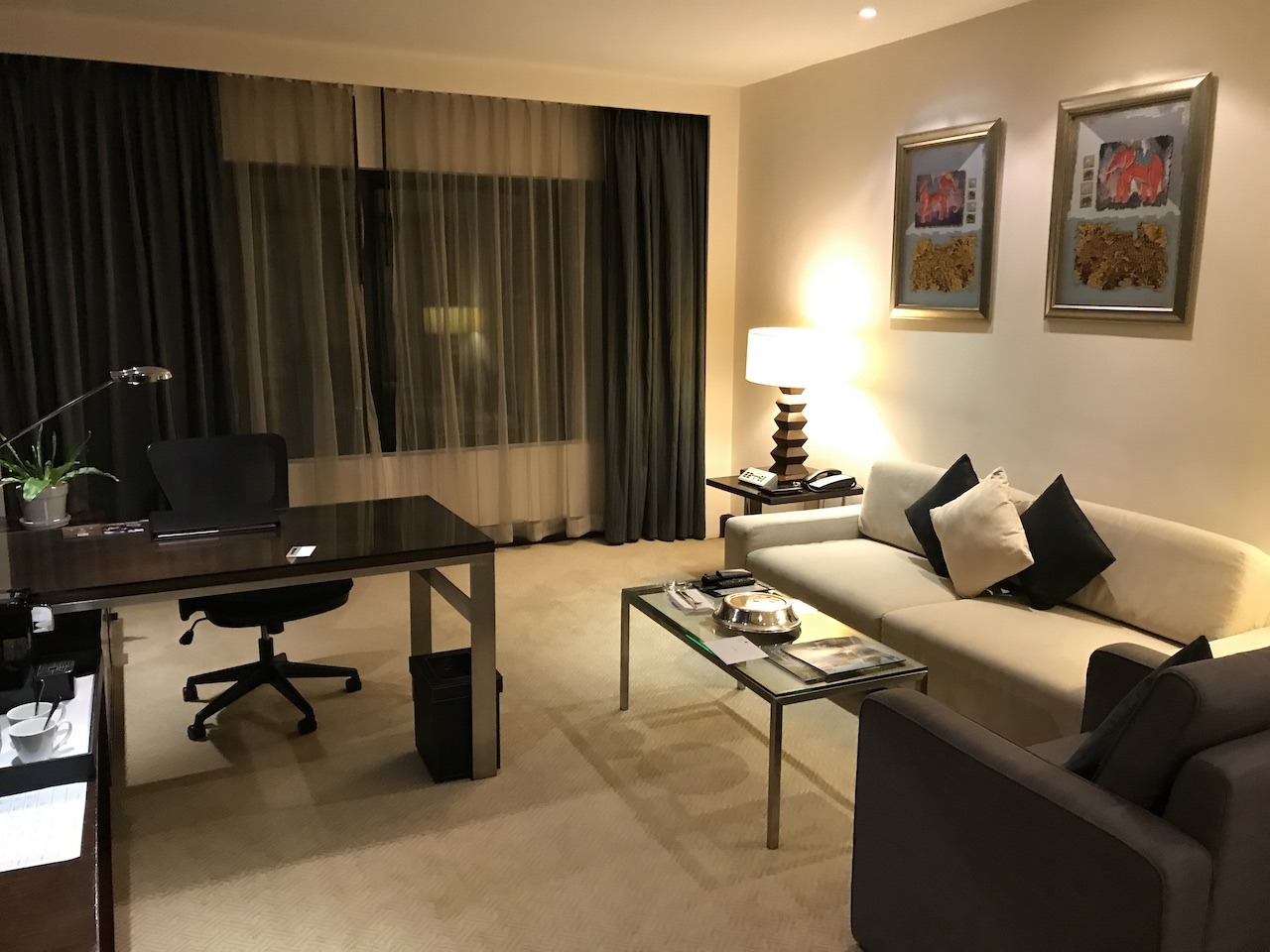 JW Marriott Bangkok - Premium Property Perfectly Positioned Hawaii Calling JW Marriott suite living room