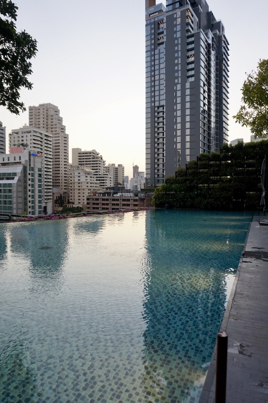 Hyatt Regency Bangkok Sukhumvit - The City's Newest Can't-Miss Hotel Hawaii Calling Hyatt Regency Sukhumvit pool deck