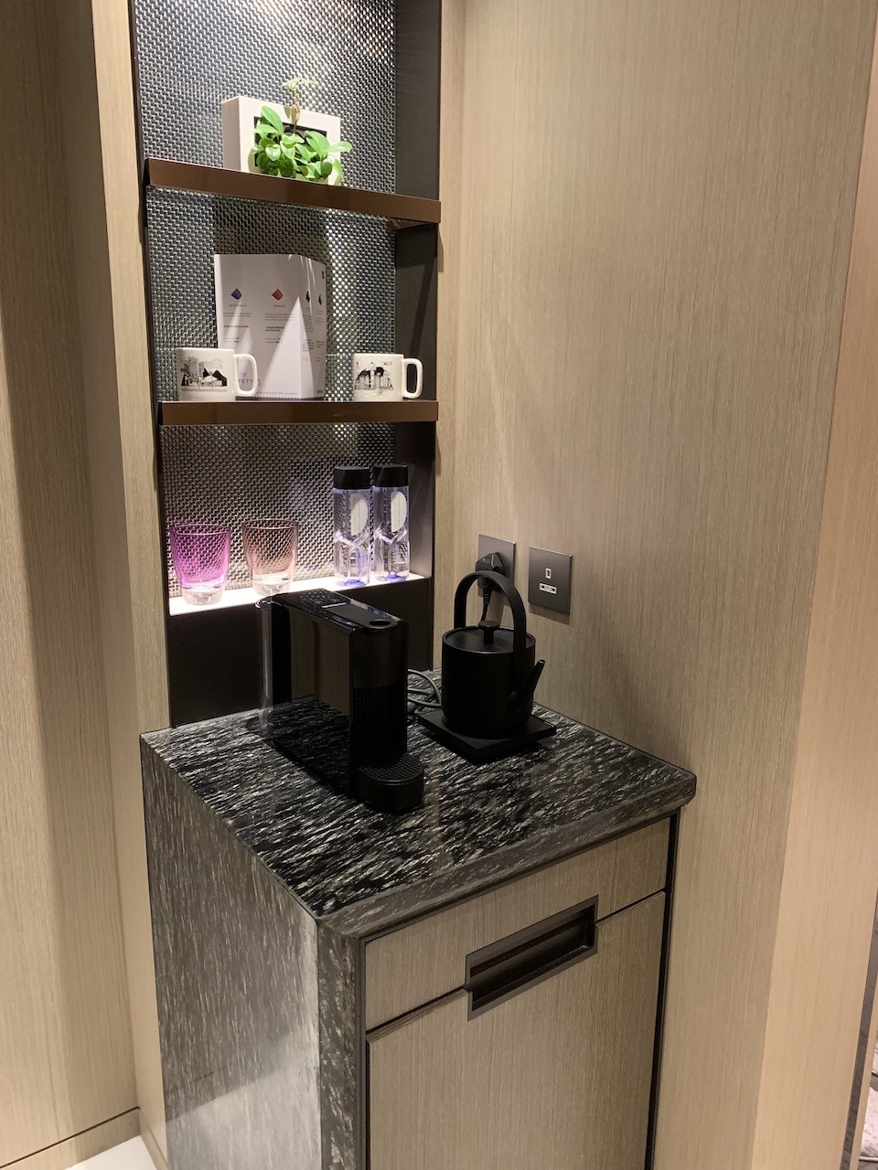 Hyatt Centric Victoria Harbour Hong Kong Hawaii Calling Mini-bar