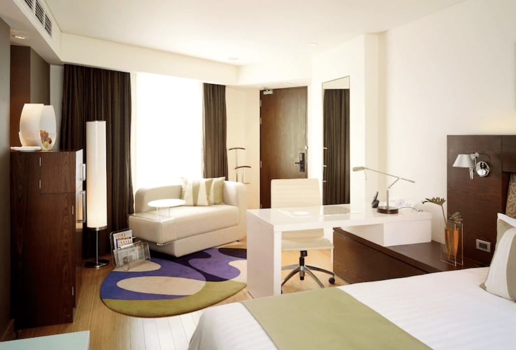 The Top 5 Budget Hotels in Bangkok, Thailand (2025) Hawaii Calling Park Plaza Sukhumvit