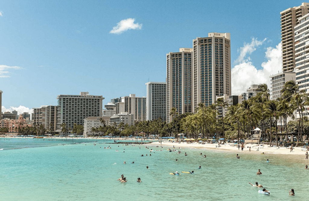 5 Best Budget Friendly Hotels in Hawaii for (2025) Hawaii Calling Vive Hotel Waikiki