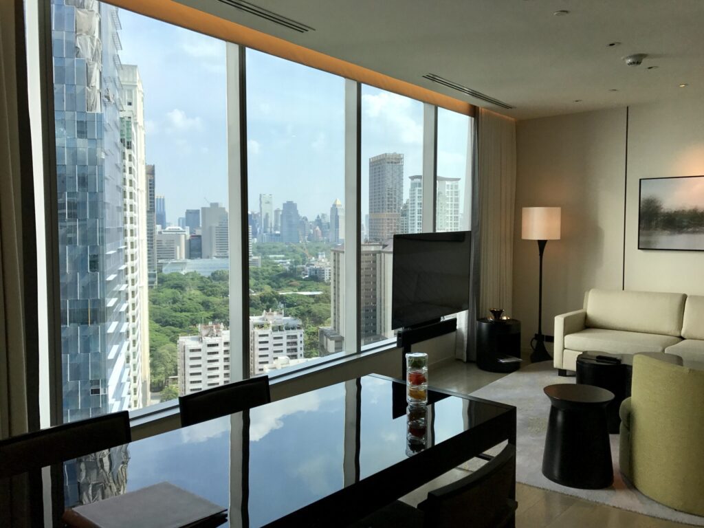 The Top 5 Luxury Hotels in Bangkok, Thailand (2025) Hawaii Calling Park-Hyatt-Bangkok-suite-living-room