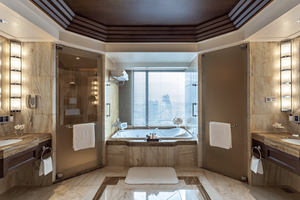 5 Amazing Bangkok Hotels on the River (2025) Hawaii Calling Peninsula-Bangkok-Suite-Bathroom