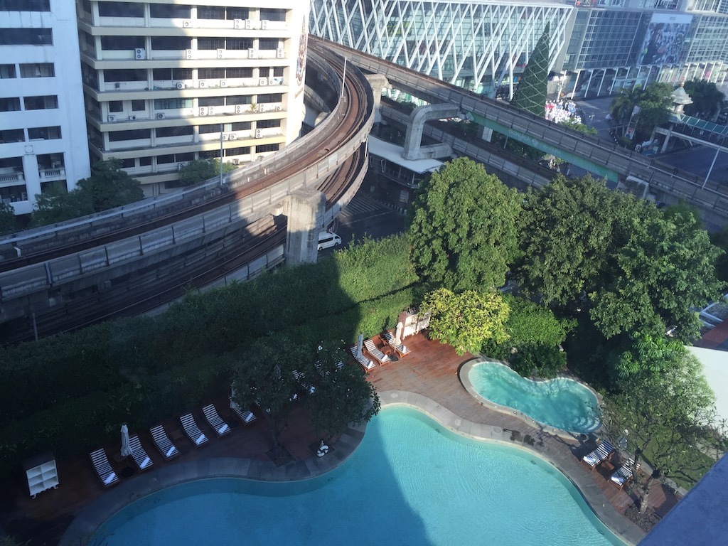 The Top 5 Unique Business Hotels in Bangkok, Thailand (2025) Hawaii Calling Grand-Hyatt-Erawan-Bangkok-pool