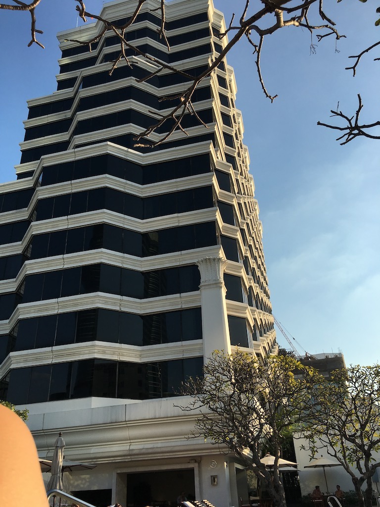 The Top 5 Unique Business Hotels in Bangkok, Thailand (2025) Hawaii Calling Grand-Hyatt-Erawan-Exterior