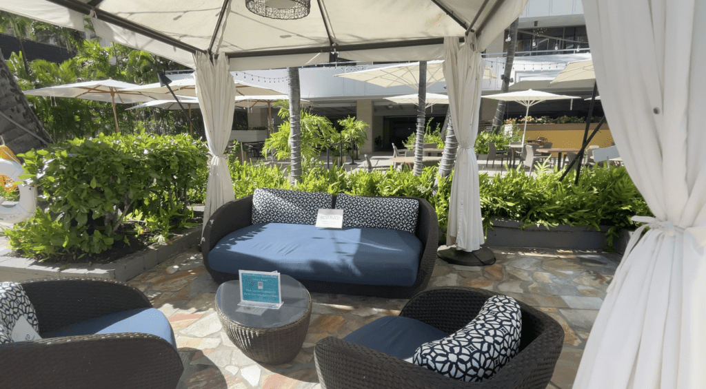 Sheraton Princess Kaiulani Hotel - Video & Review Hawaii Calling Private cabanas that can be reserved at the Sheraton Princess Kaiulani Hotel