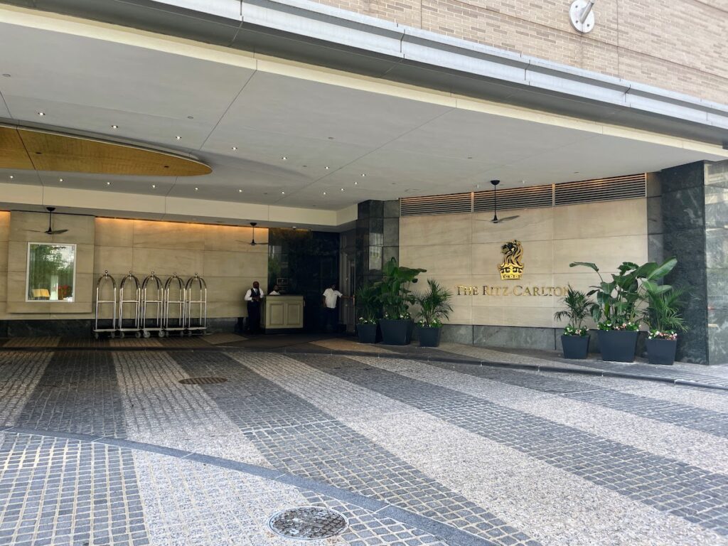 Review & Video: The Ritz-Carlton Washington DC, Refined Luxury Hawaii Calling Entrance to the Ritz-Carlton Washington DC