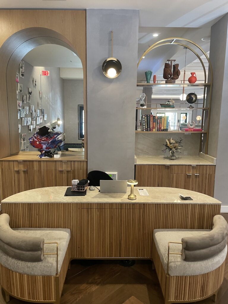 Review & Video: The Guild Hotel, San Diego, a Tribute Portfolio Hotel Hawaii Calling a room with a desk and chairs