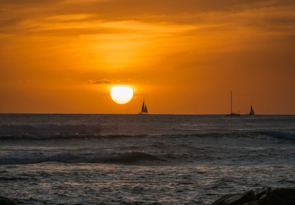 10 Best Sunset Spots On Oahu Hawaii Calling a sunset over the ocean