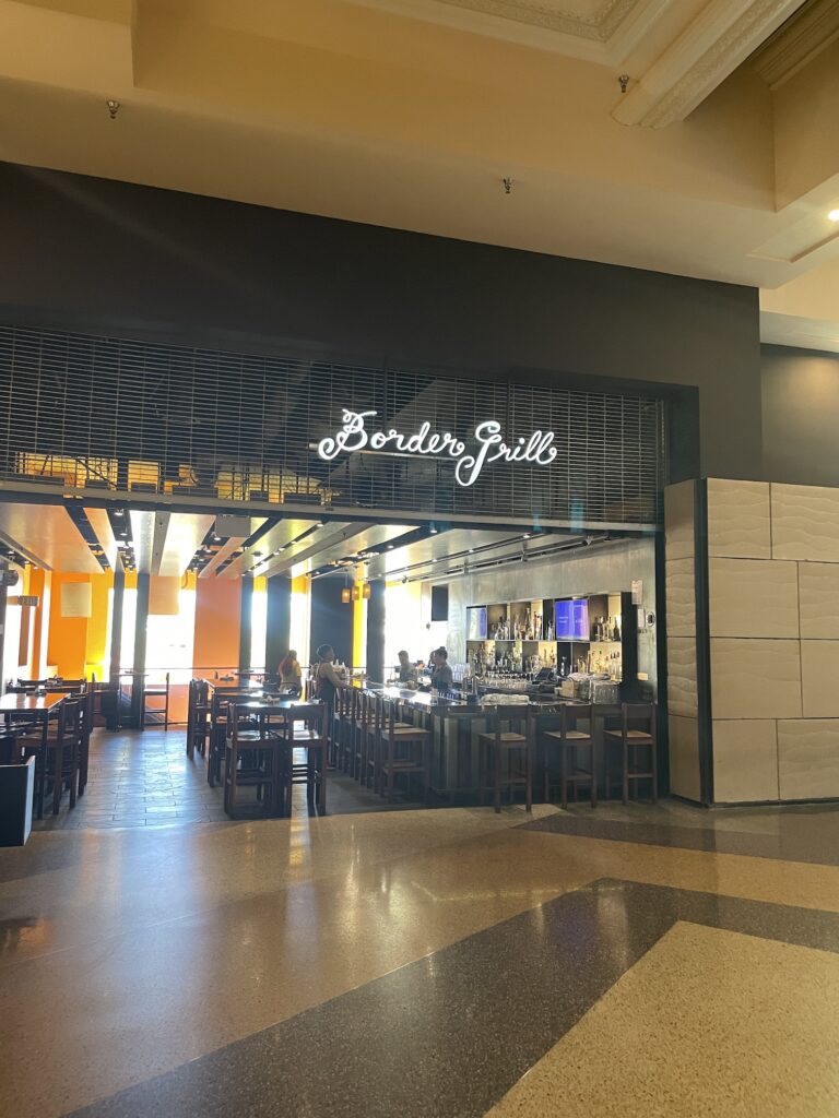 Review: Amazing Border Grill Buffet Las Vegas Hawaii Calling a restaurant with tables and chairs