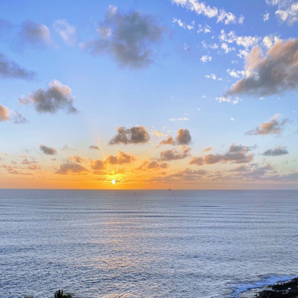 Review & Video: Four Seasons Oahu at Ko Olina, Pinnacle of Luxury Hawaii Calling a sunset over the ocean