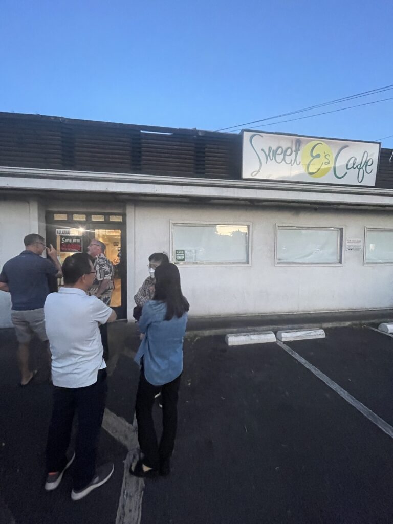 Review: Good Eats At Sweet E's Cafe Hawaii Calling Sweet E's Cafe Entrance
