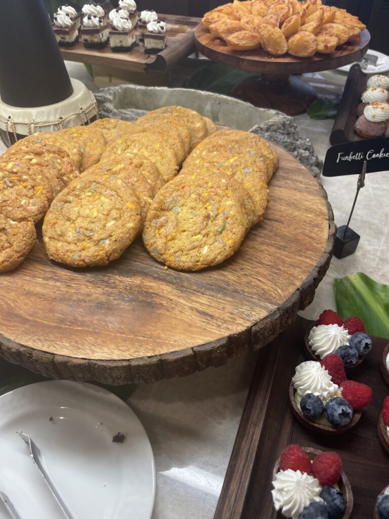Delightful La Hiki Sunday Brunch | Four Seasons Oahu Hawaii Calling a plate of cookies on a table