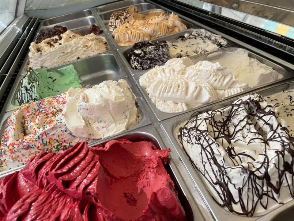 7 Best Ice Cream Shops In Maui | Island Guide Hawaii Calling trays of ice cream in a tray