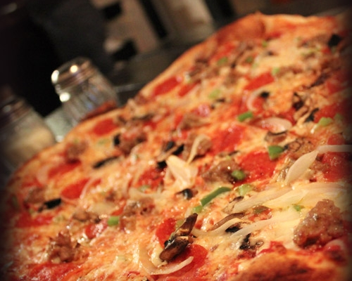 7 Best Pizza Spots In Lahaina, Maui Hawaii Calling Prison Street Pizza one of the best pizza spots in Lahaina