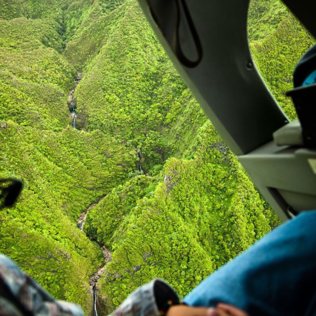 The 41 Best Things To Do On Oahu | Bucket List Guide (2025) Hawaii Calling a person sitting in a helicopter