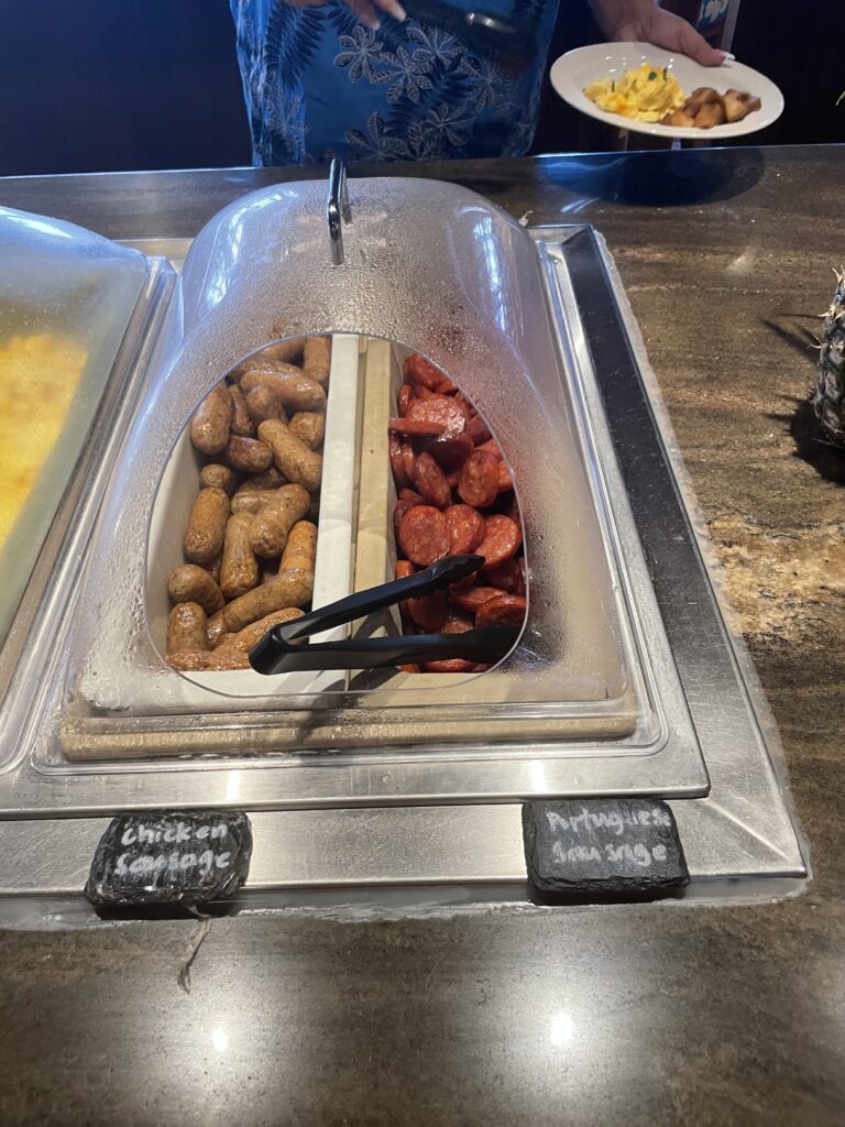 11 Best Sunday Brunch Buffets On Oahu Hawaii Calling food in a container on a counter