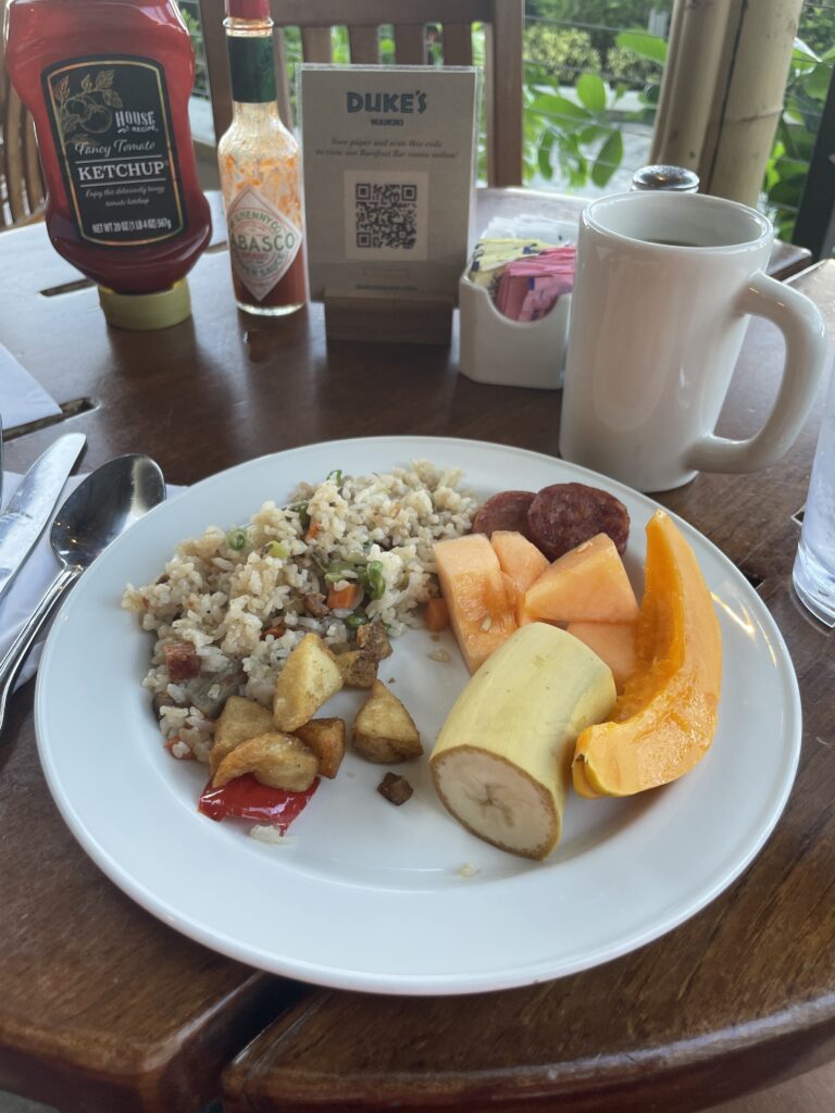 11 Best Sunday Brunch Buffets On Oahu Hawaii Calling a plate of food on a table