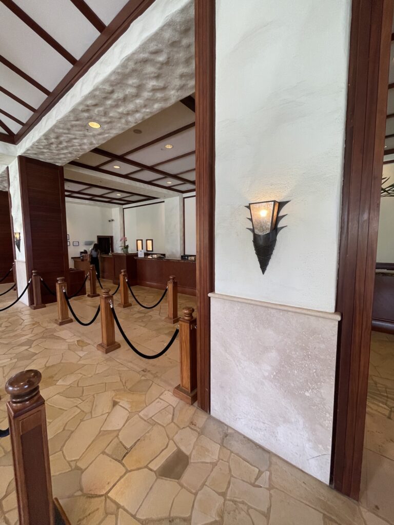 Review & Video | Marriott Ko Olina Beach Club An Amazing Location Hawaii Calling a roped up area in a building
