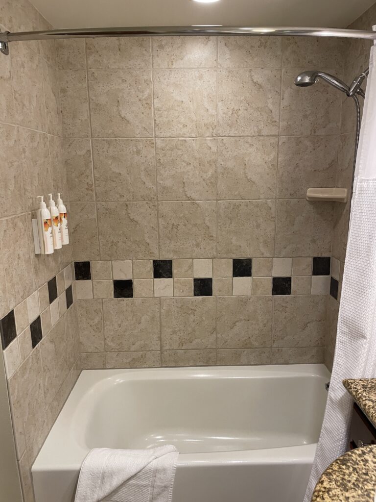Review & Video | Marriott Ko Olina Beach Club An Amazing Location Hawaii Calling a bathroom with a shower and bathtub