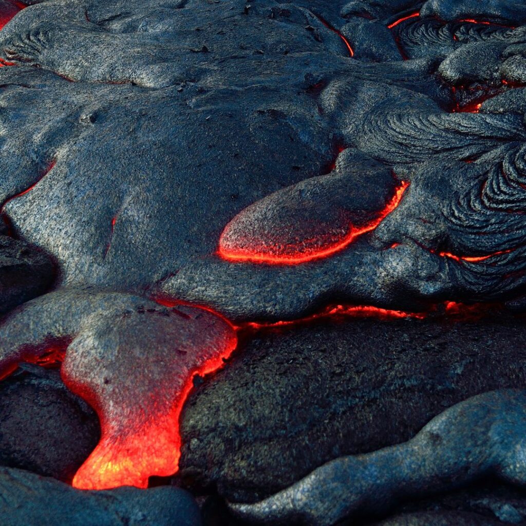 Best Places To Stay In Hawaii (2025)| A Hotel & Island Guide Hawaii Calling lava flowing lava in a field