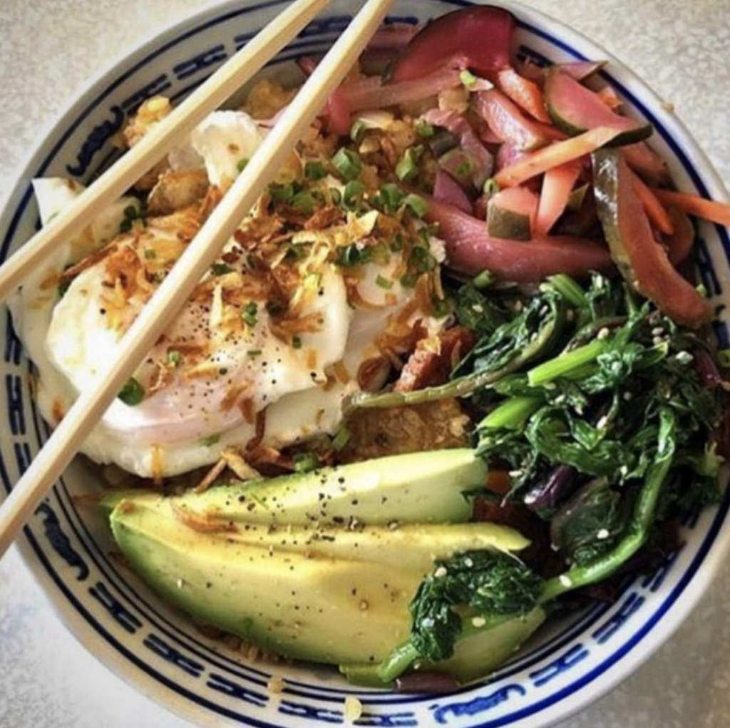 26 Best Places To Eat On Oahu, Hawaii | A Local Guide Hawaii Calling a bowl of food with chopsticks