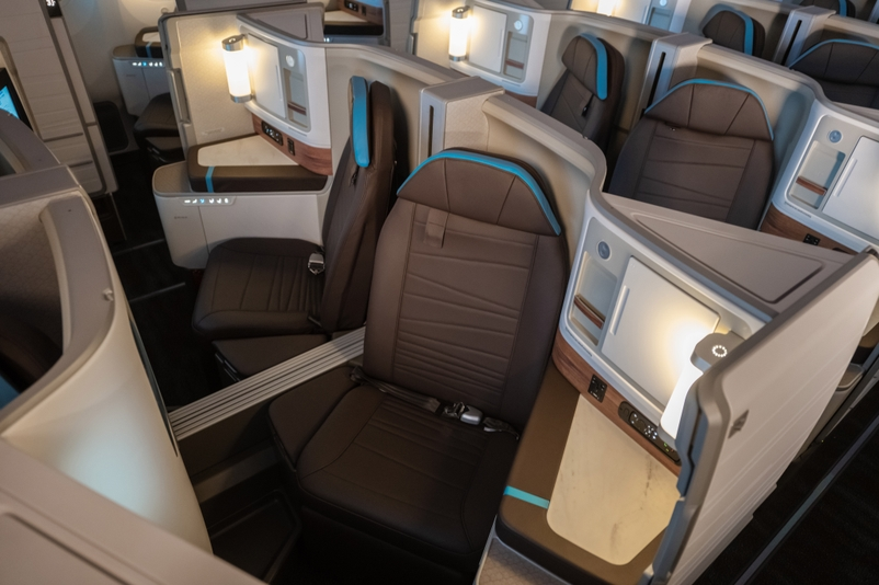 Hawaiian Airlines Reveals Luxurious Boeing 787 Dreamliner Cabins Hawaii Calling Business class for the Hawaiian Airlines New Boeing 787 Dreamliner