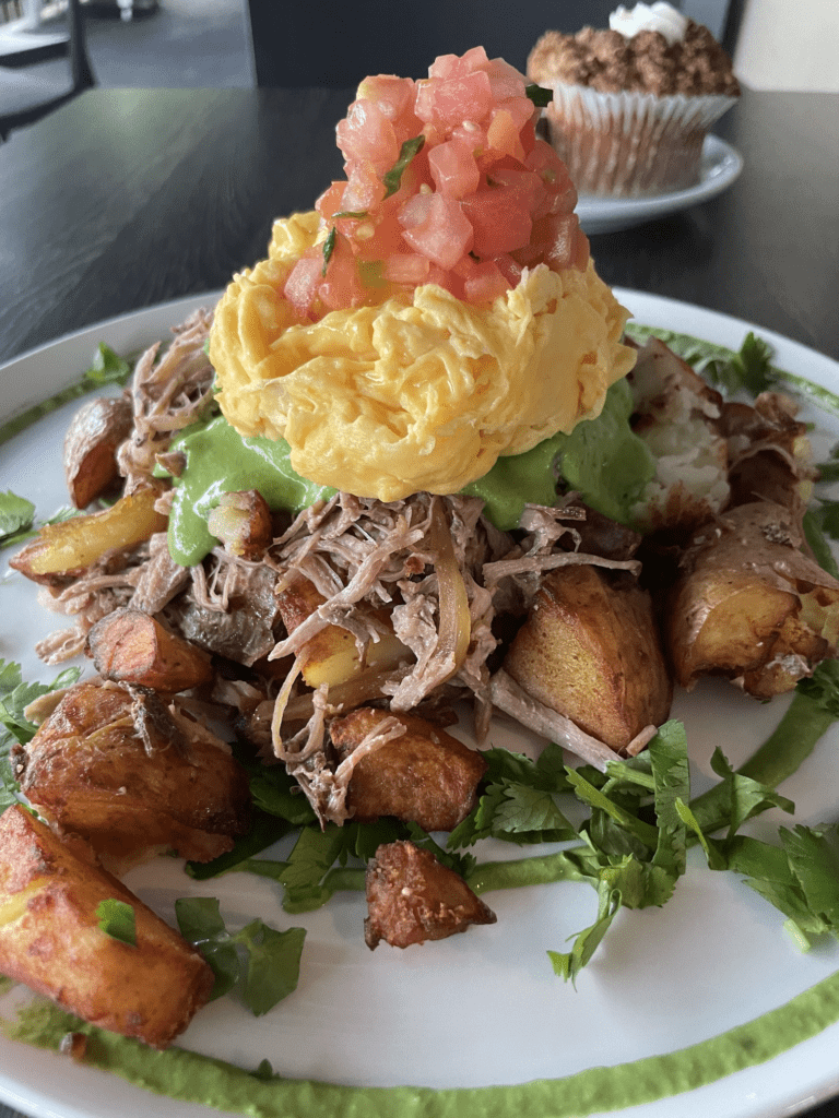 26 Best Places To Eat On Oahu, Hawaii | A Local Guide Hawaii Calling a plate of food on a table