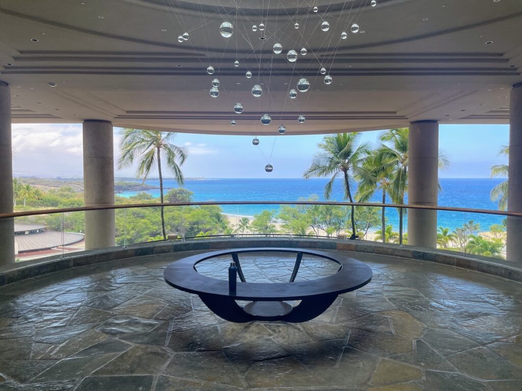 7 Best Family Hotels On The Big Island Hawaii Calling a round table with glass balls from a ceiling