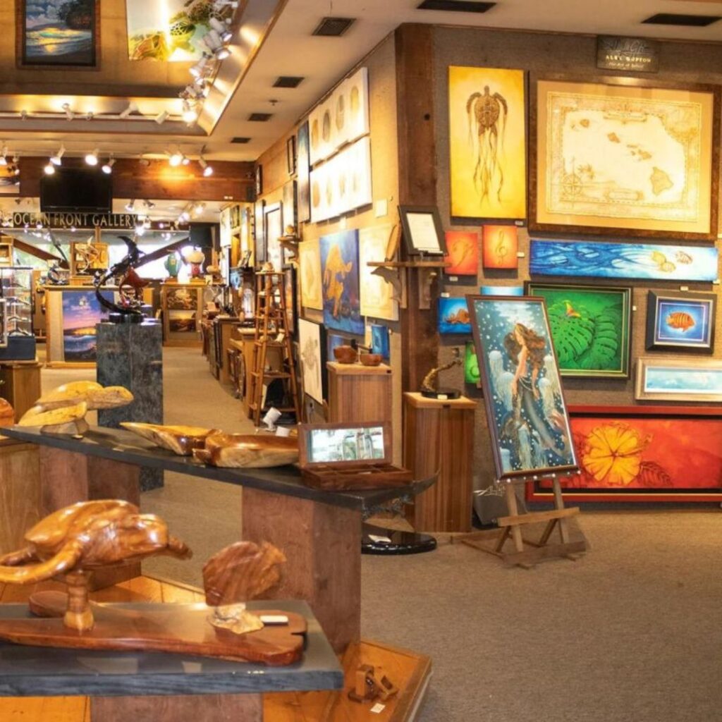 The 49 Best Things To Do In Kona Hawaii Calling a room with art and paintings