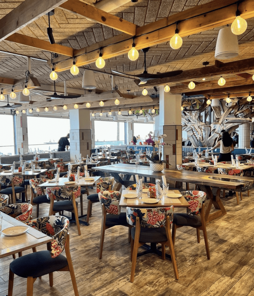 Discover Waikiki's Hottest New Spot: Monkeypod Kitchen by Merriman Hawaii Calling Photo courtesy of Monkeypod Kitchen by Merriman