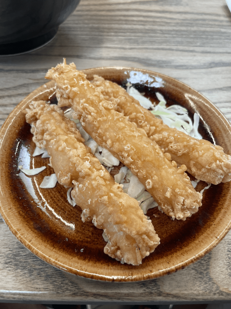 Mauka Market Restaurant Review | Excellent Food At Honolulu Airport Hawaii Calling a plate of fried food
