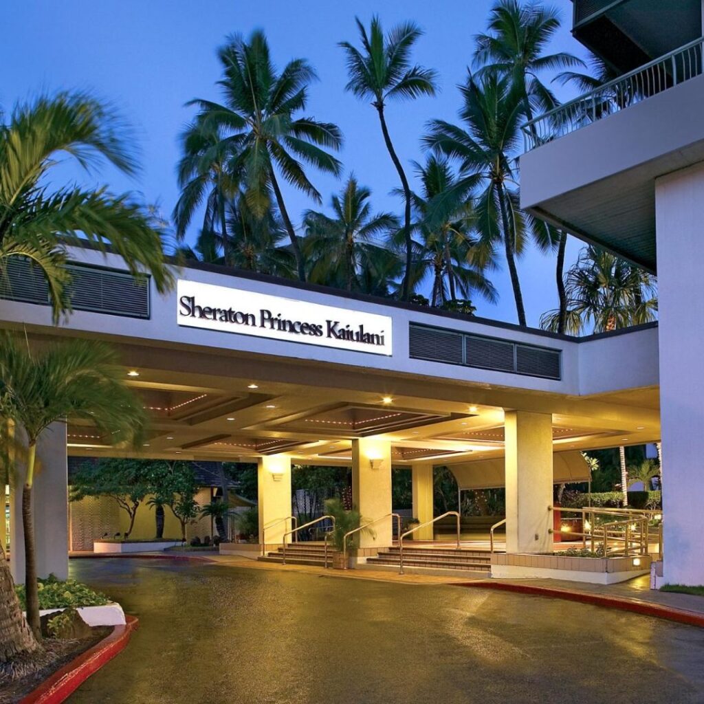 20 Best Budget Hotels On Oahu (2025) Comfort and Convenience for Every Wallet Hawaii Calling a building with a sign on it