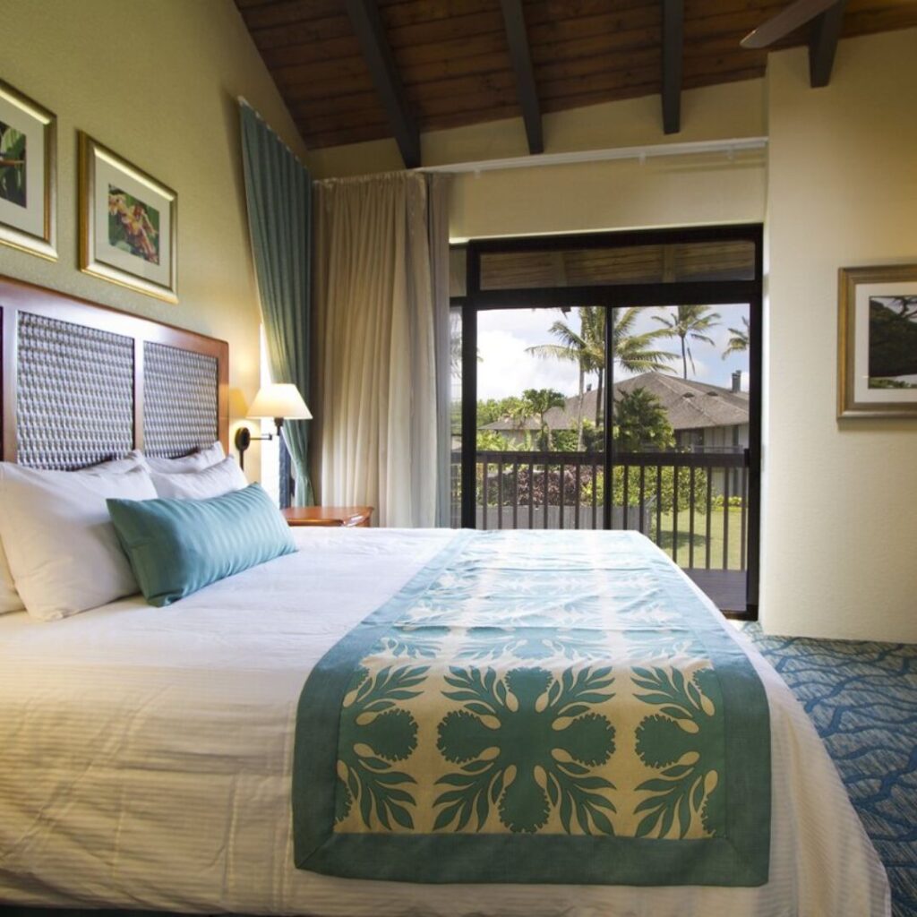 15 Top-Rated Budget Hotels On Kaua'i: Affordable Luxury Hawaii Calling a bed in a hotel room