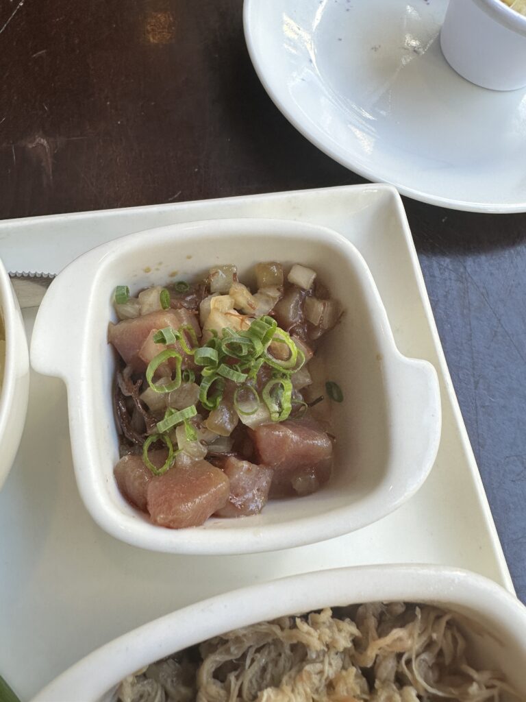 Kalo Hawaiian Food by Chai's | Unique Flavors In Waikiki Hawaii Calling a bowl of food on a tray