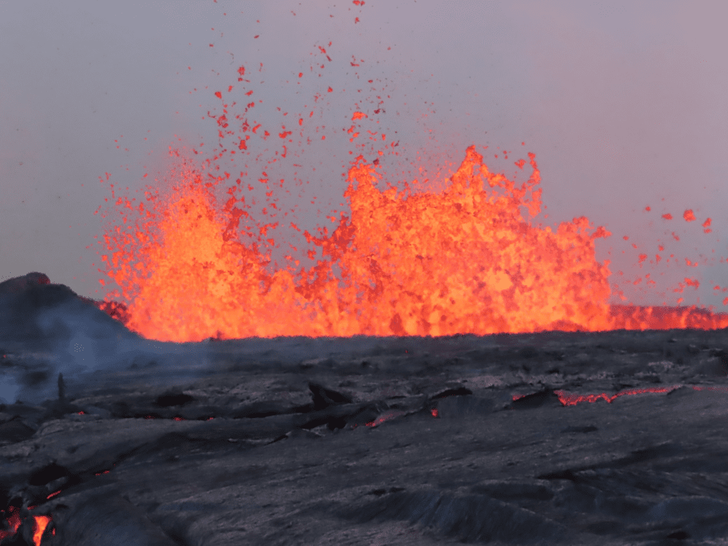 Kilauea Erupting Again | 82 Foot Lava Fountain Heights Reported Hawaii Calling a lava coming out of a volcano