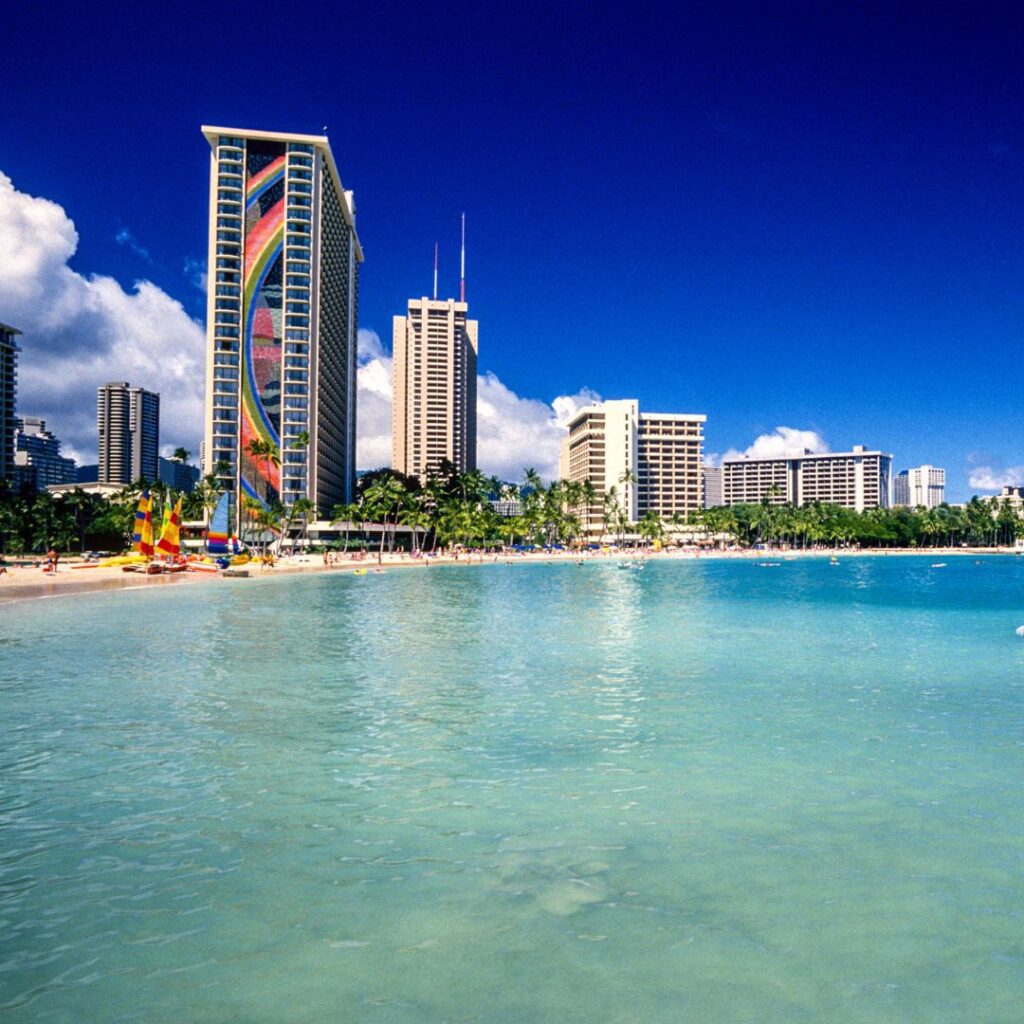15 Best Beachfront Hotels On Oahu (2025) | Waterfront Bliss Hawaii Calling ocean view of the best beachfront hotels on oahu