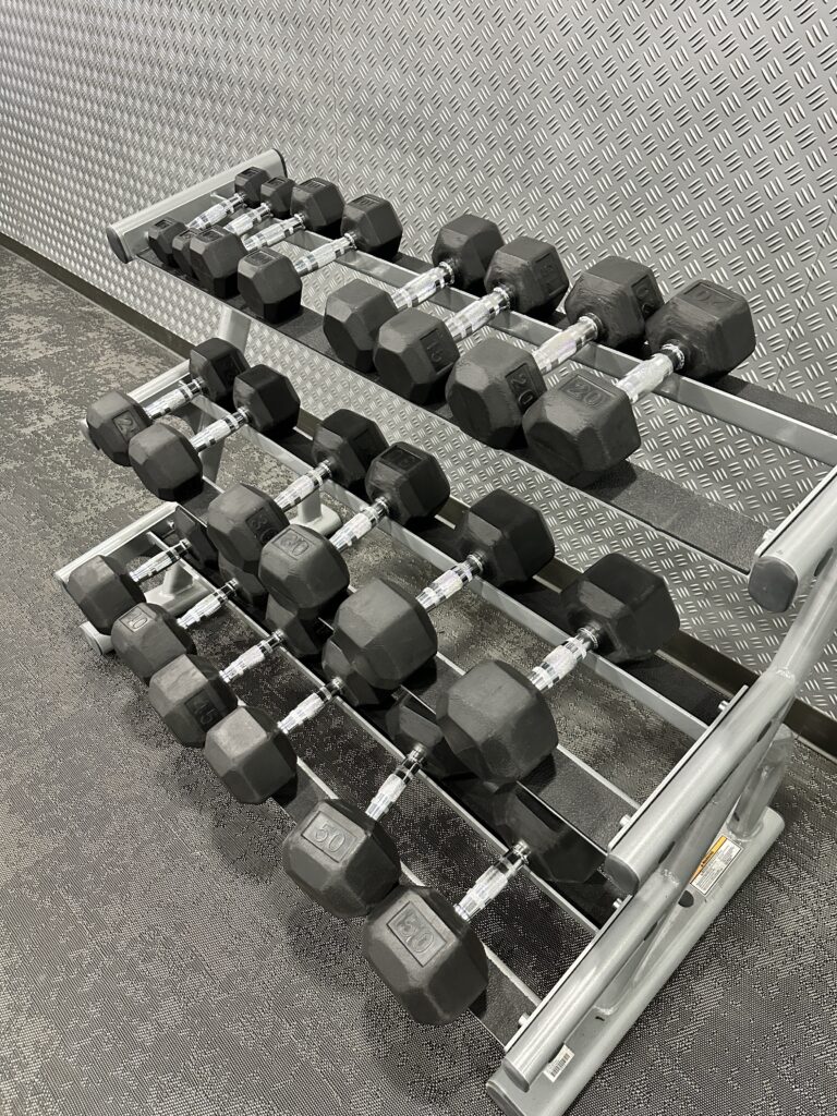 Review: Fairfield Inn & Suites Seattle Sea-Tac Airport Hawaii Calling a rack of dumbbells on a floor