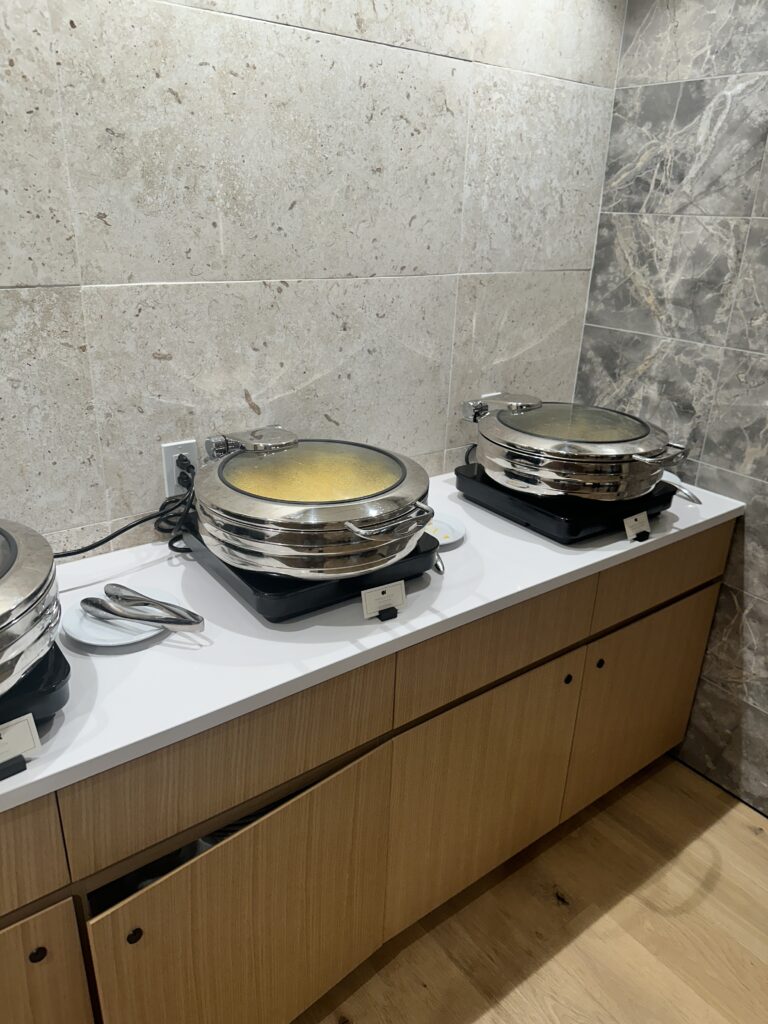 Review: Renaissance Honolulu Hotel & Spa | Oahu's Newest Hotel Hawaii Calling a group of food containers on a counter