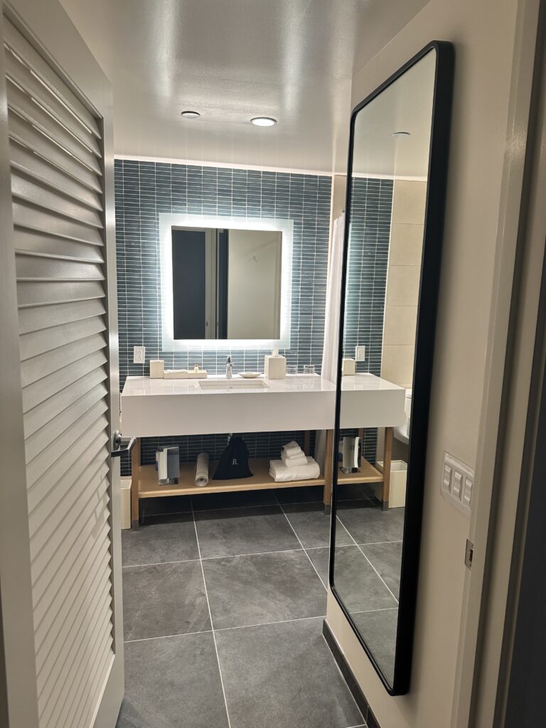 Review: Renaissance Honolulu Hotel & Spa | Oahu's Newest Hotel Hawaii Calling a bathroom with a mirror and sink