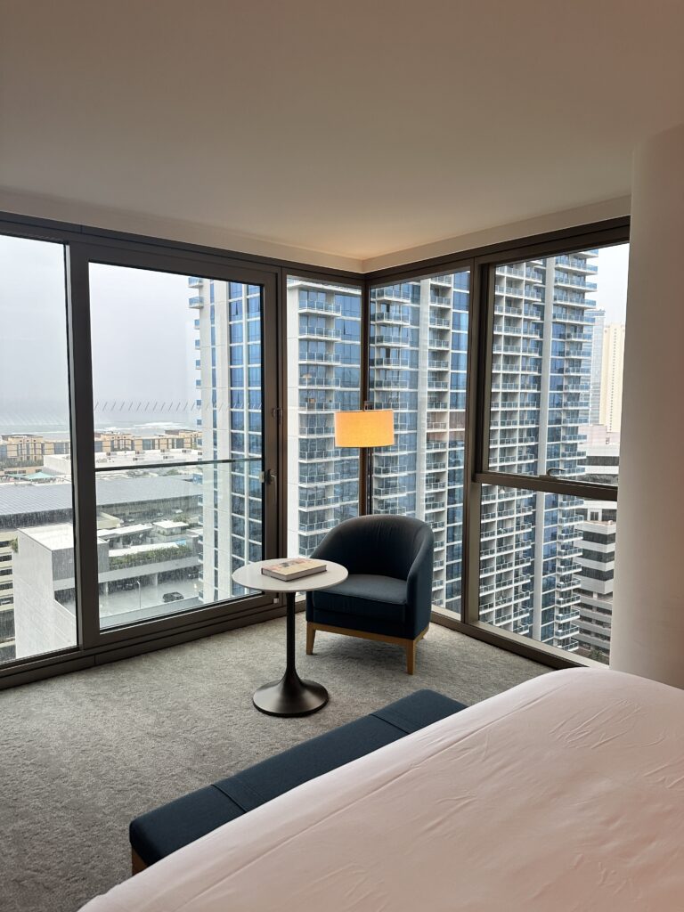 Review: Renaissance Honolulu Hotel & Spa | Oahu's Newest Hotel Hawaii Calling a room with a bed and a chair