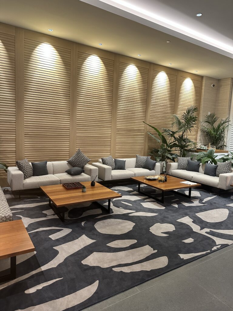 Review: Renaissance Honolulu Hotel & Spa | Oahu's Newest Hotel Hawaii Calling a room with couches and tables