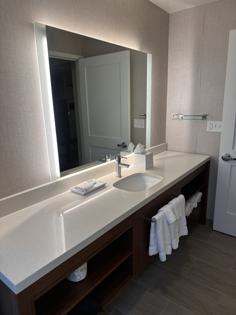 Residence Inn Oahu Kapolei: A Smart Option for Longer Stays on Oʻahu Hawaii Calling a bathroom with a mirror and sink