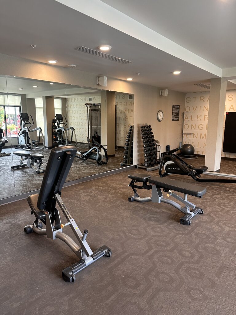 Residence Inn Oahu Kapolei: A Smart Option for Longer Stays on Oʻahu Hawaii Calling a gym with exercise equipment