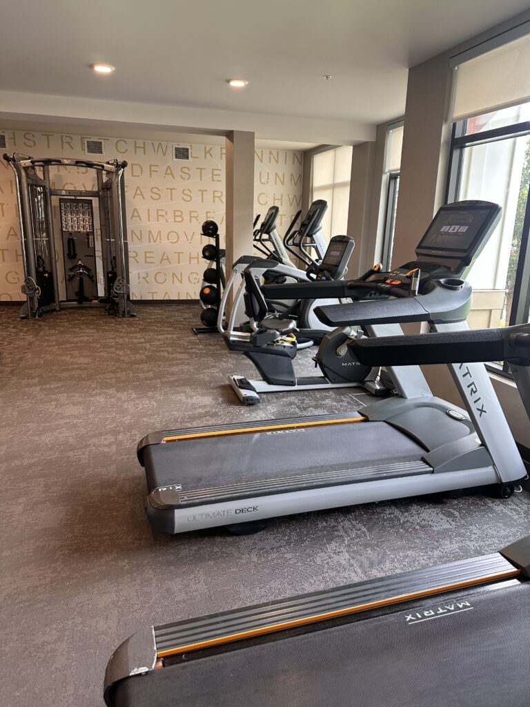Residence Inn Oahu Kapolei: A Smart Option for Longer Stays on Oʻahu Hawaii Calling a room with treadmills and exercise equipment